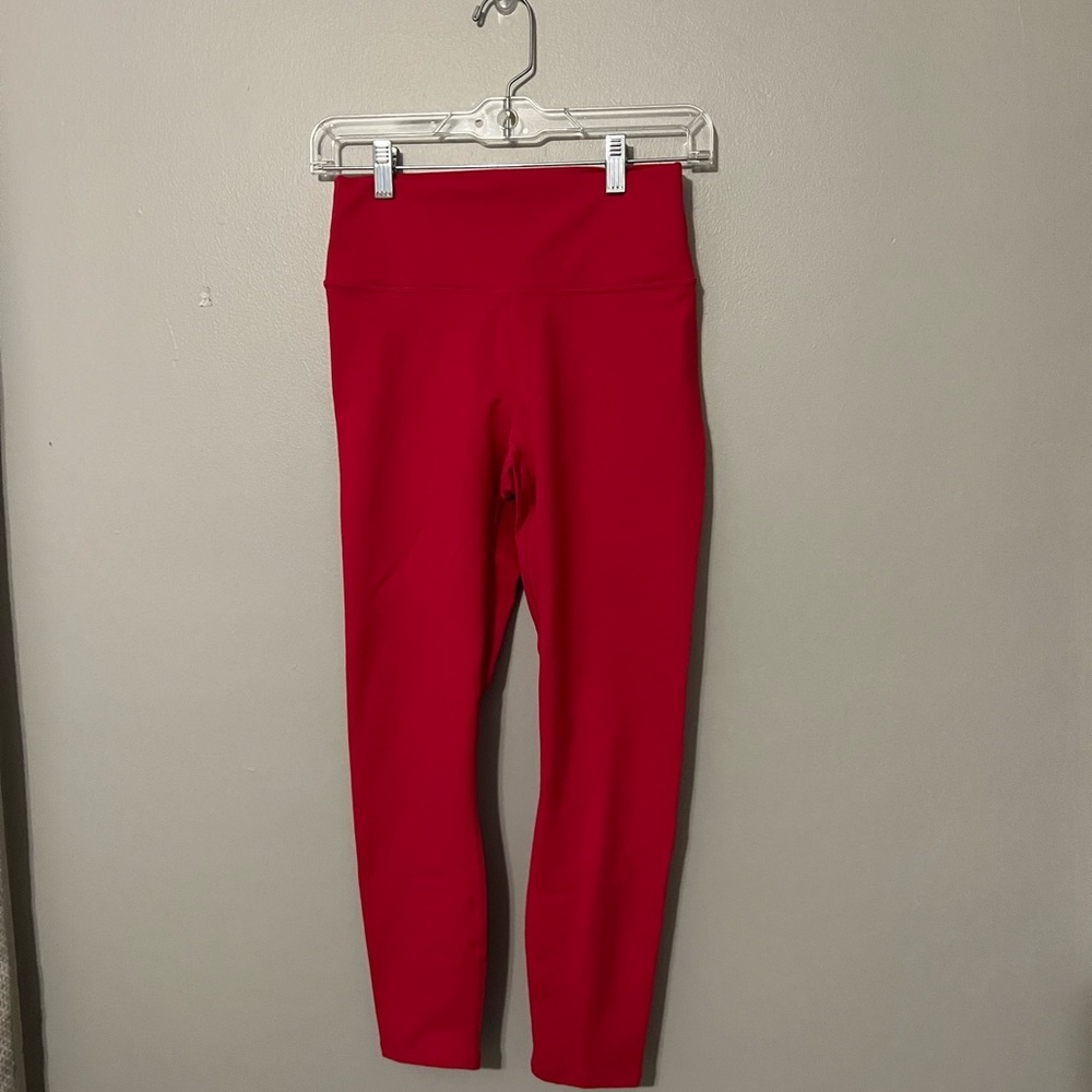 Red Fabletics Powerhold Leggings